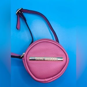 Adorable Steve Madden coin purse